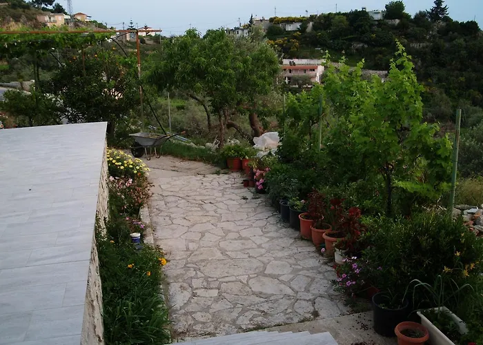 بيت ضيافة Belvedere Adriatica 4*
