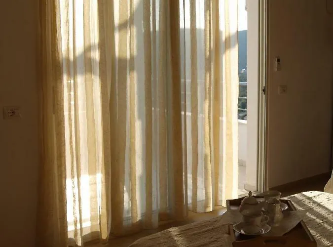 بيت ضيافة Belvedere Adriatica 4*