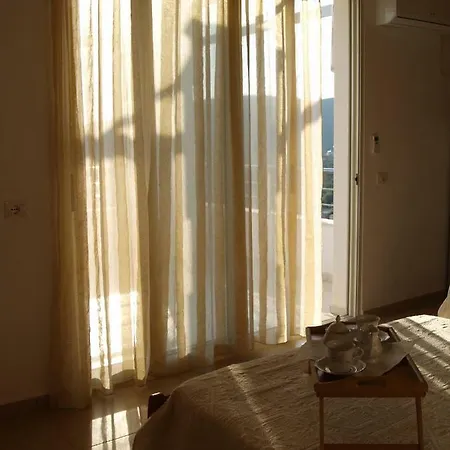 بيت ضيافة Belvedere Adriatica 4*