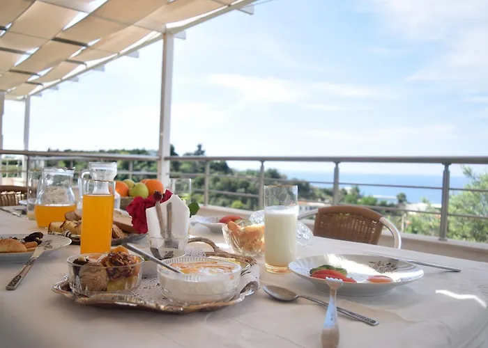 Belvedere Adriatica 招待所 科帕罗