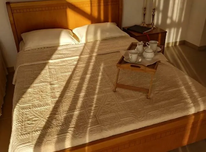 Belvedere Adriatica 招待所 4*